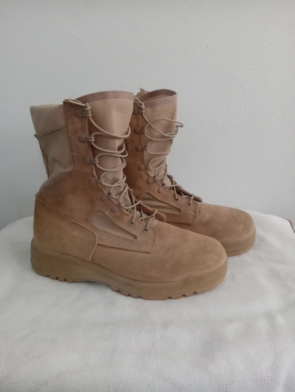 Belleville 390DES Mens Desert Tan Army Combat Boots Vibram Sz 11 R USA Made